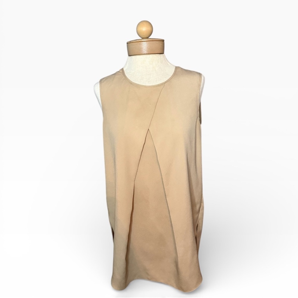 DKNYC Elegant Beige Sleeveless Blouse